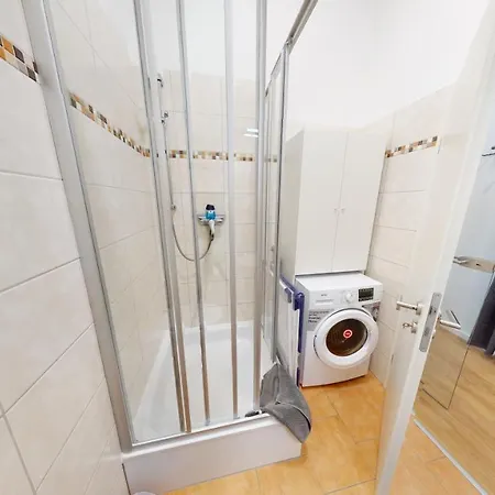 Sweethome - Luxus Pur - Grosse Kueche, Wifi Apartament